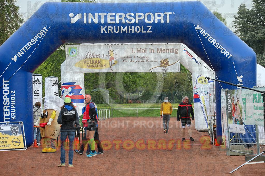220501_0750_EX1_7706 | Sportfotografie im Rhein-Sieg Kreis, Köln, Bonn, NRW, Rheinland Pfalz, Hessen, etc. Unser Tätigkeitsfeld umfasst den Laufsport vom Volkslauf über den Marathon, Duathlon, Triathon bis zum Ultralauf wie Kölnpfad Ultra oder Schindertrail.