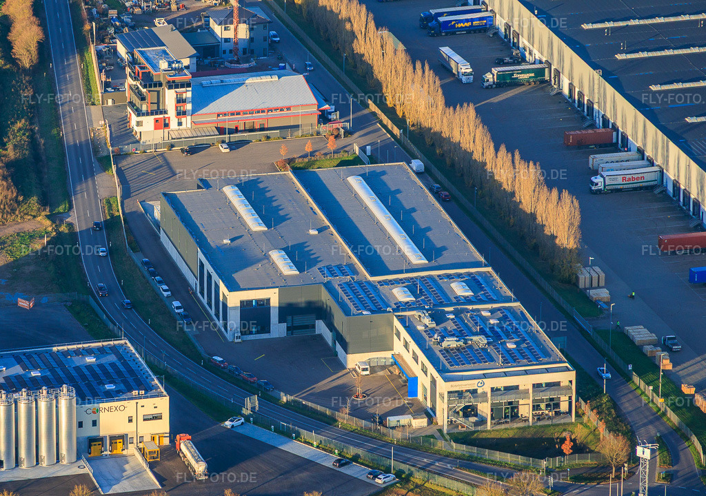Luftbild: Südpfalzwerkstatt in Offenbach an der Queich im Bundesland Rheinland-Pfalz in Deutschland. Foto: IMG_151594.jpg vom 18.11.2025 durch Werner Riehm/FLY-FOTO.de
