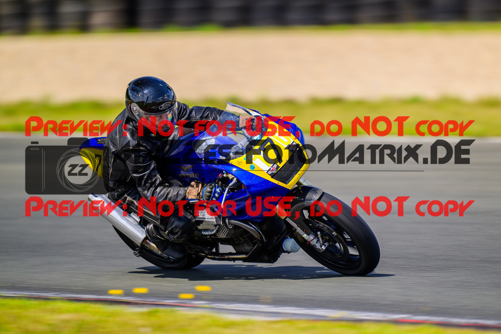 MaZZes_FotoMatrix_240725_6007705_0741 | GELB