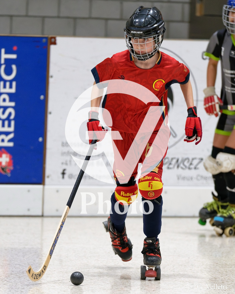 U13  - Geneve RHC v HC Munsingen W  |  during the U13  match between Geneve RHC and HC Munsingen W  at Centre sportif de la queue d'arve in Geneve, Switzerland