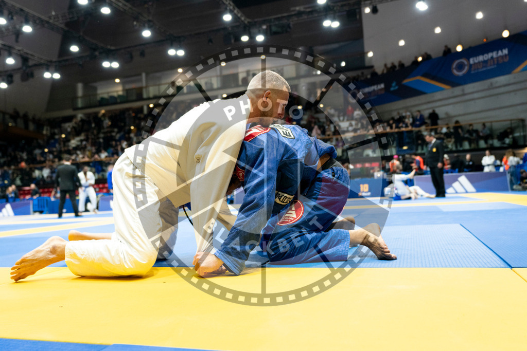 20240121PBB5646 | Fighters compete during the second day of the IBJJF European Championship in Paris, France, on January 21, 2024.