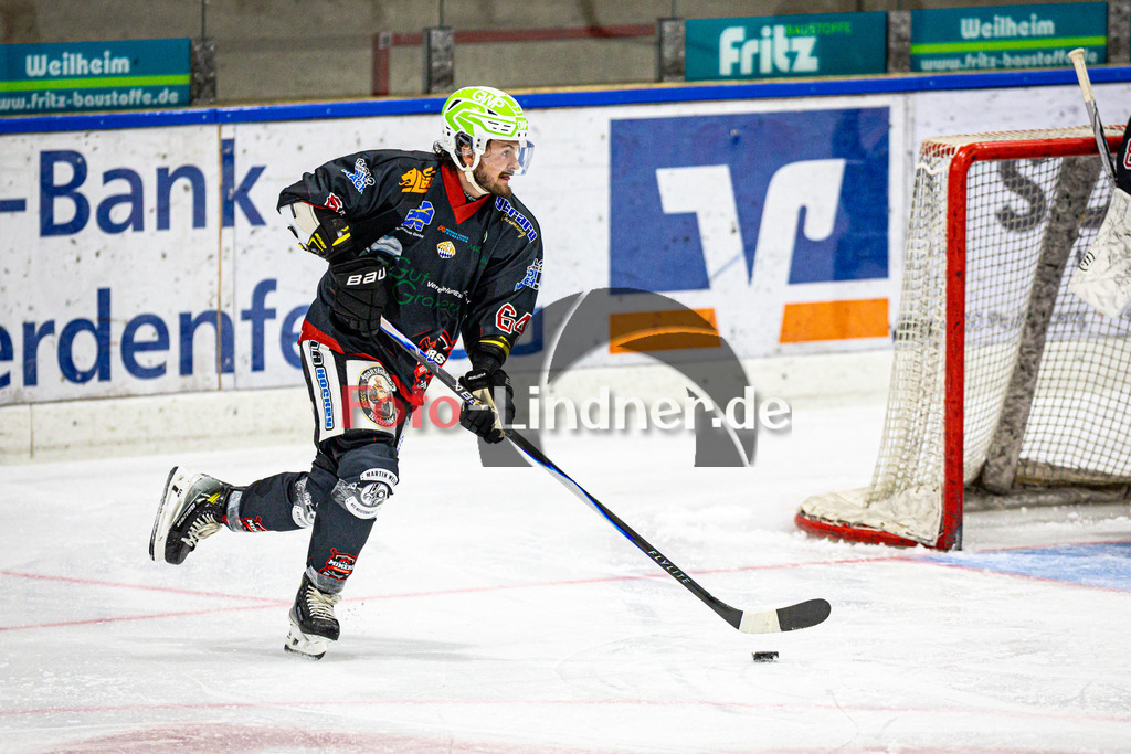 Peißenberg MINERS gegen EV Dingolfing | Eishockey Bayernliga 2025/26 Vorbereitung, Peißenberg MINERS gegen EV Dingolfing, 20250926,Marek HALODA (MINERS 64) in Aktion,2025-09-26 in Peißenberg (flatbuy Arena Peißenberg), Marek HALODA (MINERS 64)Copyright: WolfgangxLindner www.foto-lindner.de