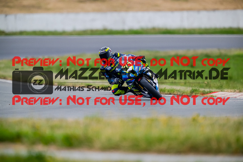 MaZZes_FotoMatrix_220723_5391 | IDM1000