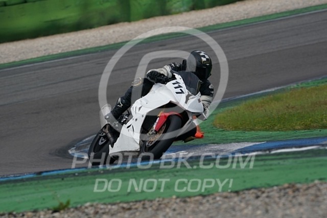 2023_05_15_PBK_14345 | Sportfotografie; SlowMotion; Video; Rennstrecke; Hafeneger; Speer; Racing; RSE; BMW; CBO; Trackday; Motorsportarena; Hockenheimring; Brno; Most; Barcelona; Valencia