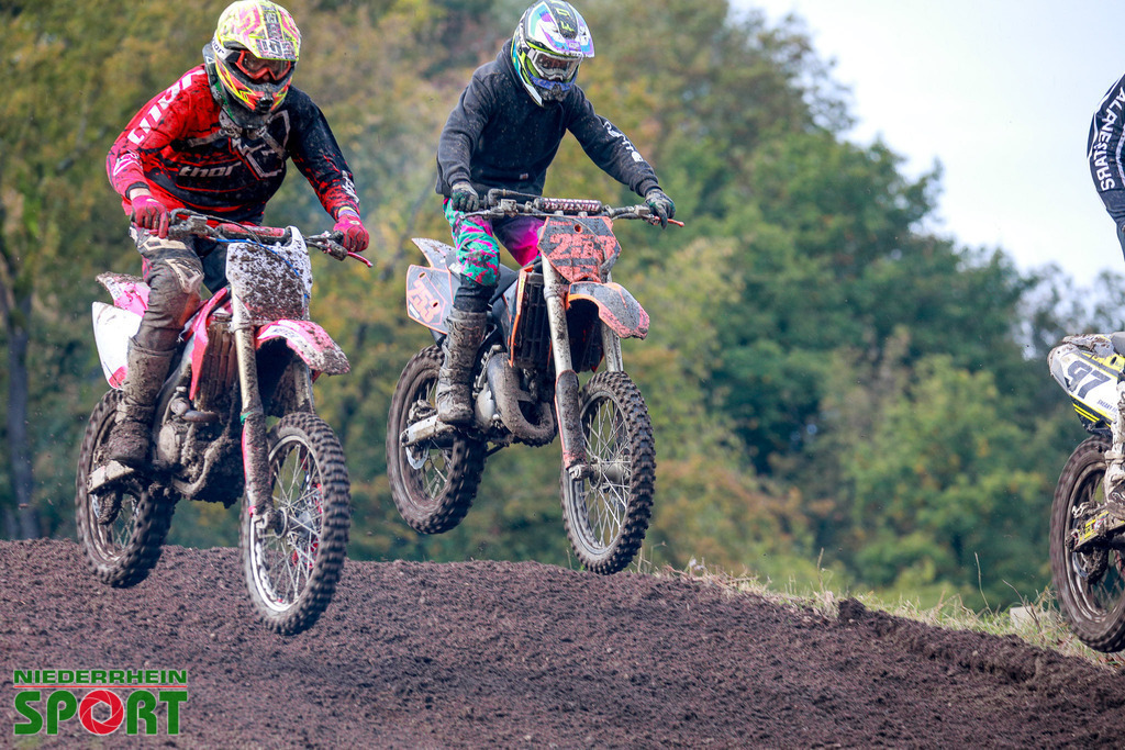 OpenTrack2024_Sonntag_Hobbyfahrer_109 | Bildergalerie von Sport-Ereignissen aber auch von weiteren spannenden Dingen - nicht nur vom Niederrhein. In Anlehnung an den bekannten Spruch von Hanns Dieter Hüsch heißt das Motto: "Niederrhein ist überall".  - Realisiert mit Pictrs.com