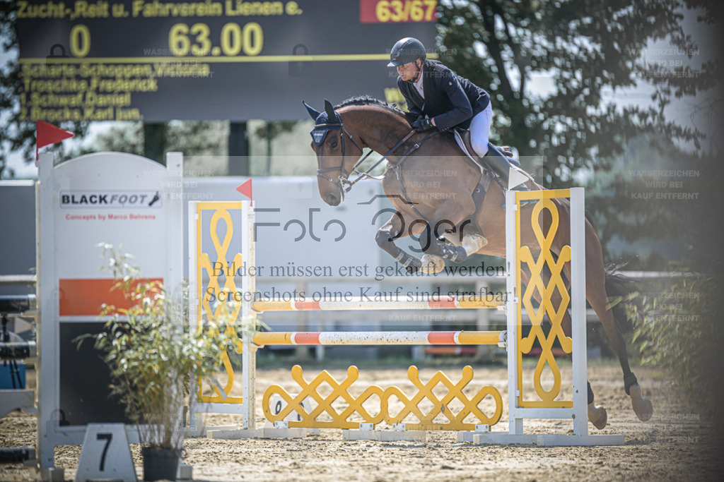 20240510-DOS_8922 | Entdecke hochwertige Reitturnierfotos von Foto Oger. Professionell, emotional und authentisch – jetzt Lieblingsmomente im Shop bestellen. - Realisiert mit Pictrs.com