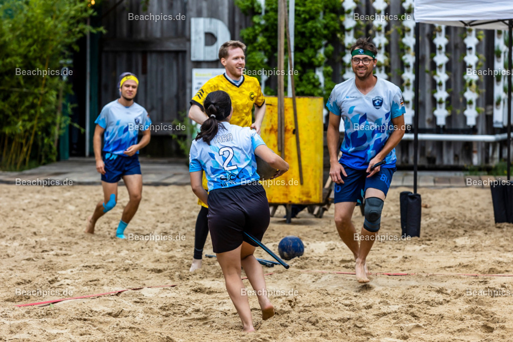 2025-200080451-Strandvölkerball-WM_1 |  23.08.2025; Berlin Foto: Gerold Rebsch - www.beachpics.de