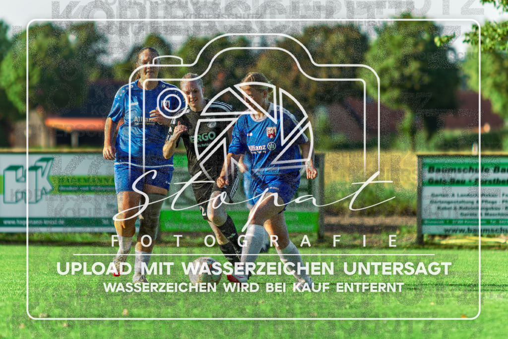 SGFMTV-1001 | Marie Kristin Felina Schr�der (MTV Soltau II #14) beim Damen Kreisliga HK/CE Spiel zwischen SG Fulde und MTV Soltau 2 im Fulder Zentralstadion, Fulde (Simon Paul Stopat) - Realisiert mit Pictrs.com