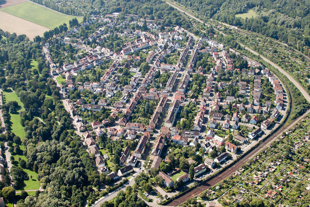 Luftbild: Dammerstock im Ortsteil Weiherfeld-Dammerstock in Karlsruhe im Bundesland Baden-Württemberg in Deutschland. Foto: IMG_32004.jpg vom 20.08.2010 durch Werner Riehm/FLY-FOTO.de