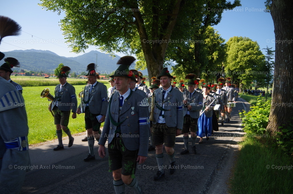 IMGP4817 | fotografiert von Axel PollmannLeonhardi Wallfahrt Benediktbeuern und Murnau, Fronleichnam, Fasching, Landschaft im Loisachtal und Benediktbeuern  - Realisiert mit Pictrs.com