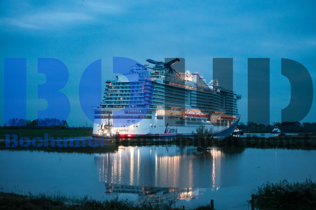  30.10.2023 - 
 | Sebastian Sendlak / Bochumer Nachrichtendienst (BOND) - Ueberfuehrung Carnival Jubilee - Meyer Werft Papenburg - Realisiert mit Pictrs.com