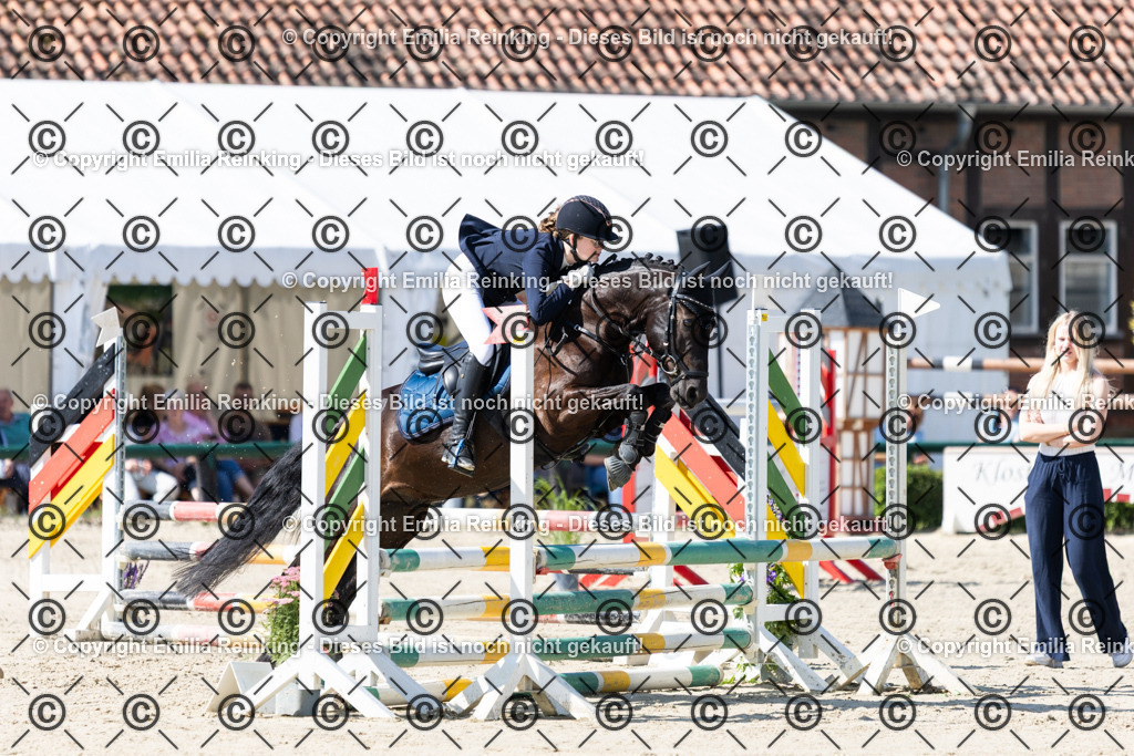 CL5A6555 | Emilia Reinking Fotografie - Realisiert mit Pictrs.com