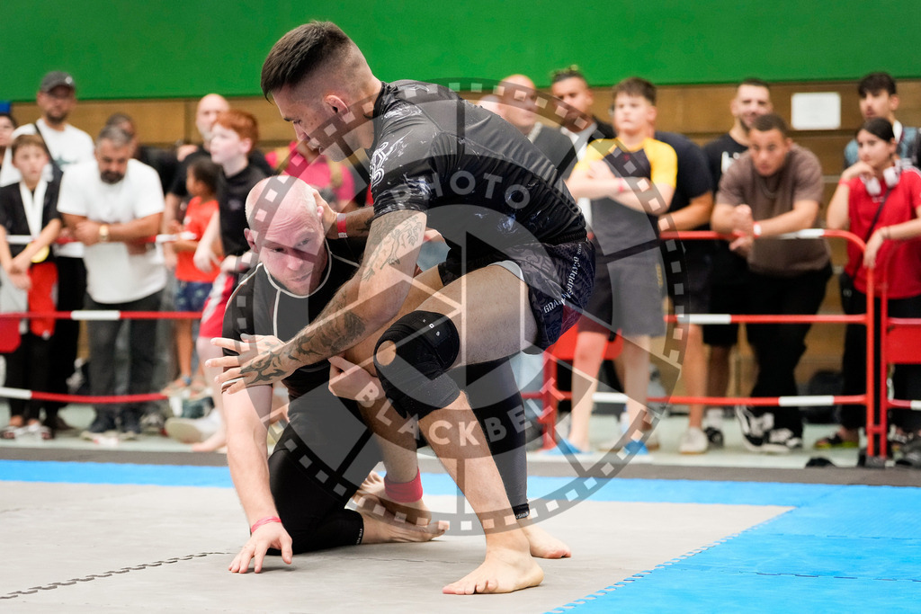 20250920PBB4938 | Athletes compete during the AJP Tour Hamburg International Jiu-Jitsu Championship, on September 20, 2025 in Hamburg, Germany. © Chiara Dazi / photoblackbelt