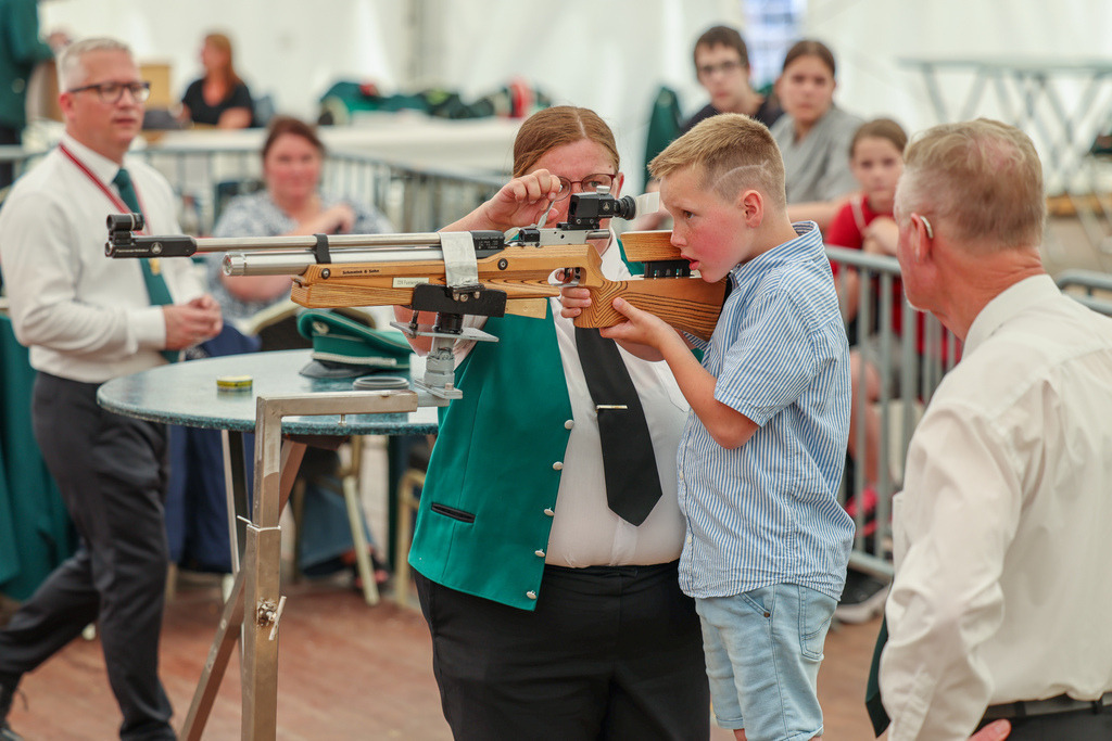 top-top.de-250531-038 | Foto, Video, Fotografie, Videografie, Fotobox, DJ, Discjockey, Musik, Musikbox, Veranstaltung, Photobooth, Amazon, Ebay, Buchtipp, Bestseller, Autor, Verlag, Buch, Wesel, Hamminkeln, NRW, Dinslaken, Rees, Drohne, Hochzeit, Party, Fotobox, Wesel, Fotograf