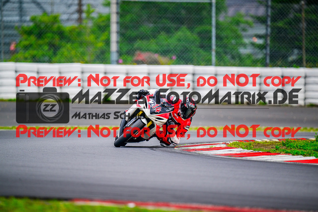 MaZZes_FotoMatrix_240804_6007705_8586 | Fotograf Mathias Schmid
Sportfotograf,
Eventfotograf,
Hochzeitsfotograf,
Portraitfotograf