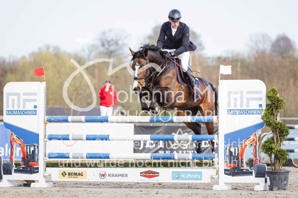 260404_Fruehlingsfest_M-Spr-636 | Deine schönsten Turniermomente als professionelle Fotos! Entdecke hochwertige Pferdesport-Fotografie im Online-Shop. Jetzt Fotos finden & bestellen!