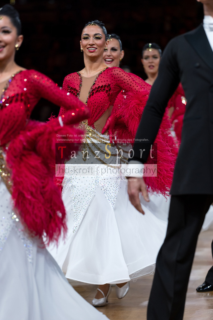 20241109_DM-Formationen_Vorrunde_2281 | Tanzsportbilder, Standardtanz, Lateintanz, WDSF, DTV, LTVB, dancecomp, goc, hessen tanzt, blaues band der spree, walzer, tango, wiener walzer, slowfox, quickstepp, samba, rumba, cha-cha-cha, paso doble. jive, hd-kroft photography, turniertanzsport