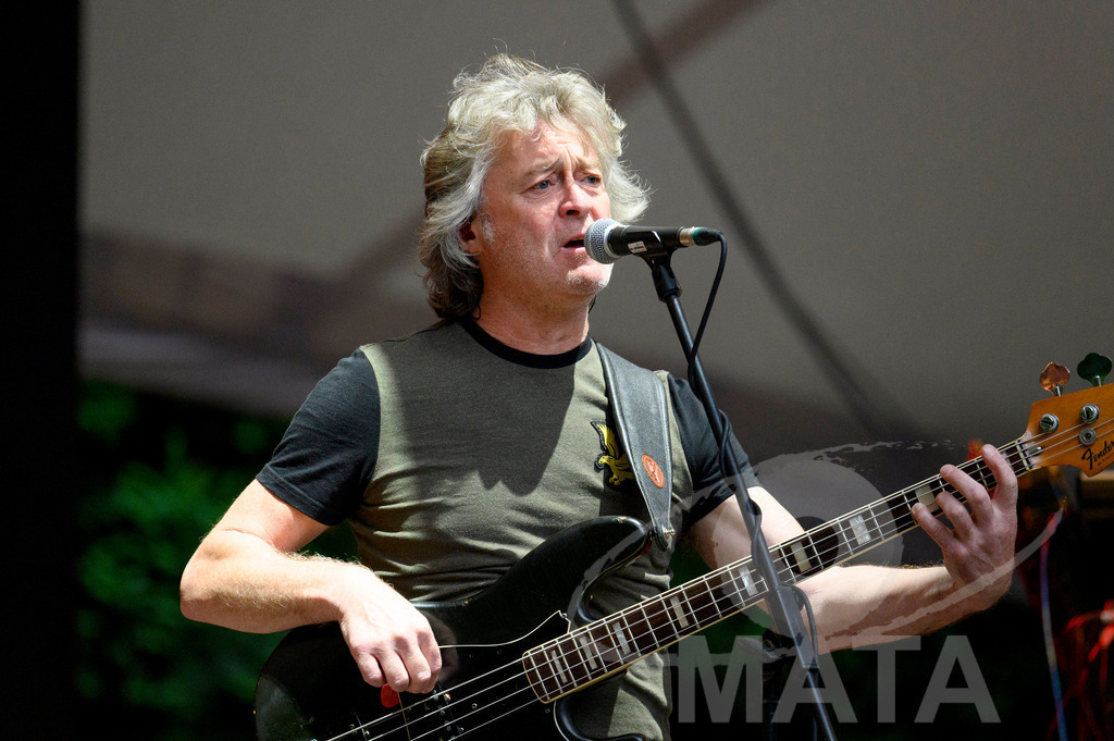 _DWA2883 | Craig Fletcher von John Lees' Barclay James Harvest live bei einem Konzert in Serenadenhof Nürnberg, 01.07.2023 - Realisiert mit Pictrs.com