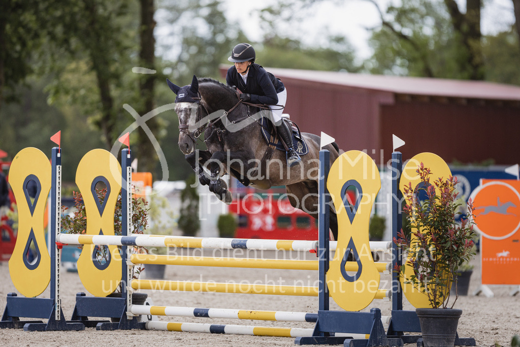230516_Mühlen_03SprPf-A-403 | Deine schönsten Turniermomente als professionelle Fotos! Entdecke hochwertige Pferdesport-Fotografie im Online-Shop. Jetzt Fotos finden & bestellen!