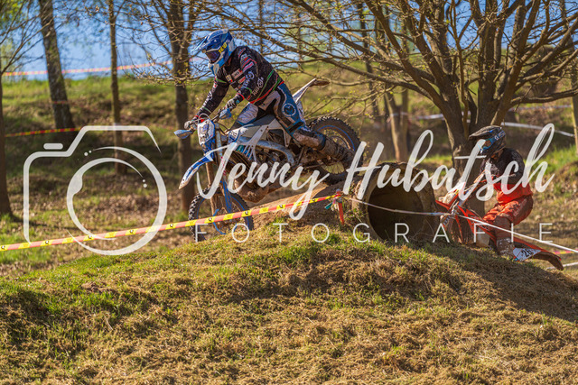 JHF.ECHT.4h.Samstag1223 | jennyhubatsch-endurofotografie