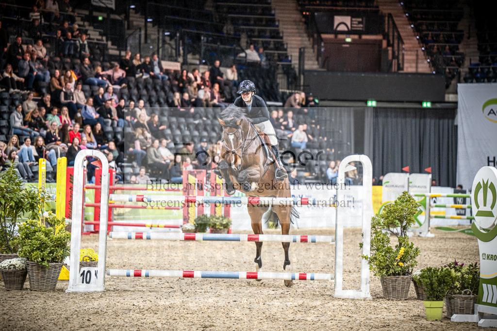 DOS_2887 | Entdecke hochwertige Reitturnierfotos von Foto Oger. Professionell, emotional und authentisch – jetzt Lieblingsmomente im Shop bestellen.Deutschlandweite Turnierfotografie. - Realisiert mit Pictrs.com