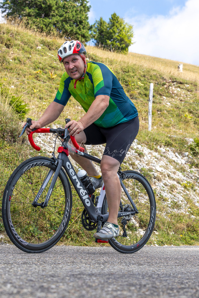 _01A5685 | Sportbilder, Sportfotograf, Hochzeits- und Eventfotografin, Flugshows, Portraits und Tiershooting, Aviation, Downhill, Nationalleague, Swissleague, International