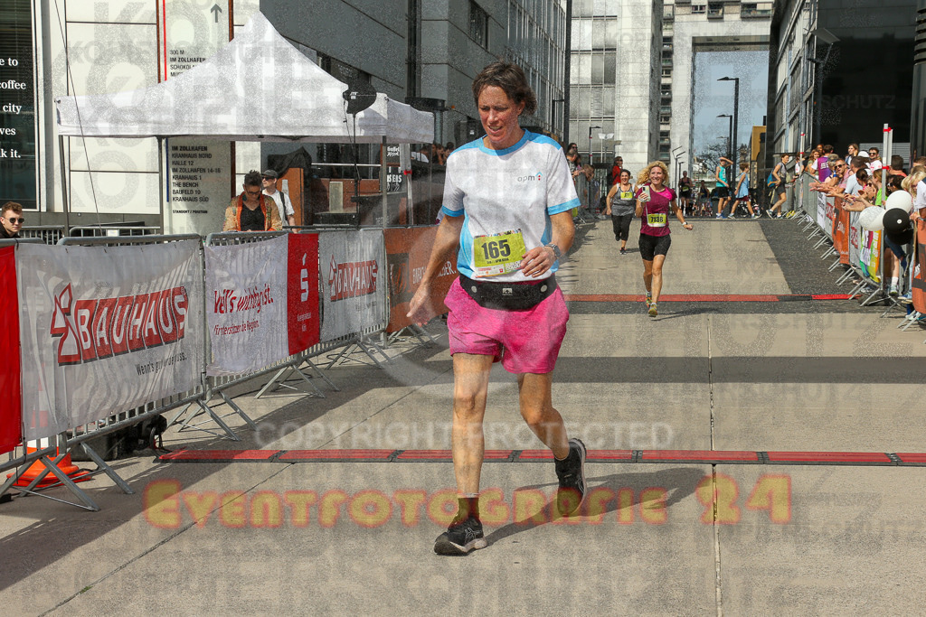 250920_1339_EX1_6103 | Sportfotografie im Rhein-Sieg Kreis, Köln, Bonn, NRW, Rheinland Pfalz, Hessen, etc. Unser Tätigkeitsfeld umfasst den Laufsport vom Volkslauf über den Marathon, Duathlon, Triathon bis zum Ultralauf wie Kölnpfad Ultra oder Schindertrail.