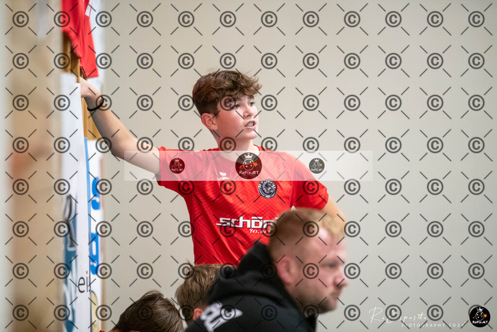 20241130_FCR-Hallenturnier-D-4_008 | Sport und Naturfotografie von Roberto Esposito zeigt echte Momente Bewegung und die Schönheit der Natur. Ausdrucksstarke Bilder schaffen Emotionen.