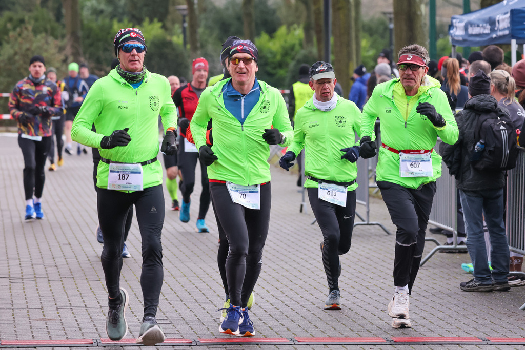 top-top.de-20260104-129 | Foto, Video, Fotografie, Videografie, Fotobox, DJ, Discjockey, Musik, Musikbox, Veranstaltung, Photobooth, Amazon, Ebay, Buchtipp, Bestseller, Autor, Verlag, Buch, Wesel, Hamminkeln, NRW, Dinslaken, Rees, Drohne, Hochzeit, Party, Fotobox, Wesel, Fotograf