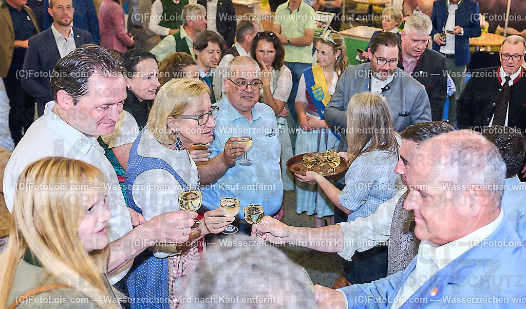 ALP9392_MESSE_LAND-FORST-JAGD_Messerundgang | (C)FotoLois.com, Alois Spandl, WIESELBURGER MESSE LAND-FORST-JAGD, Eröffnung mit Messerundgang mit BM Norbert Totschnig, LH Johanna Mickl-Leitner, LH-Stv. Stephan Pernkopf, LLK Johannes Schmuckenschlager, GF Marion Heim, Hannes Heindl, Bgm. Josef Leitner, Bgm. Franz Rafetseder, ..., Do 6. Juni 2024.