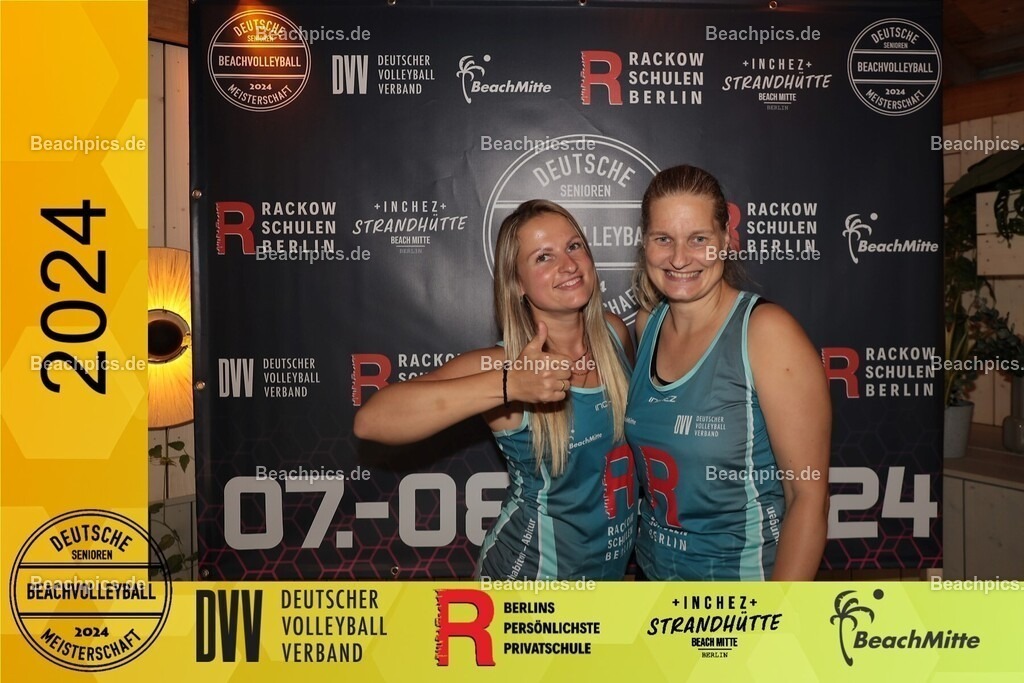 20240906_191024_761 | Sie befinden sich nun in der Bildergalerie von Beachpics.de. Sie können einzelne Bilder als Abzug, digital oder als spezielle Produkte erwerben.
Die Auswahl sehen sie, wenn sie unter dem gewünschten Bild auf Bestellen klicken!
Haben sie spezielle Wünsche,