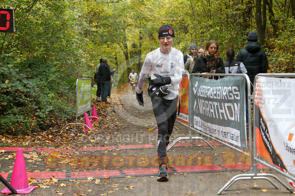 251026_1341_EX1_3857 | Sportfotografie im Rhein-Sieg Kreis, Köln, Bonn, NRW, Rheinland Pfalz, Hessen, etc. Unser Tätigkeitsfeld umfasst den Laufsport vom Volkslauf über den Marathon, Duathlon, Triathon bis zum Ultralauf wie Kölnpfad Ultra oder Schindertrail.