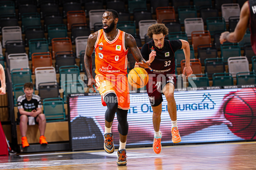 Basketball I Herren I Saison 2025-2026 I ProB Nord I 21. Spieltag I Rasta Vechta II - Iserlohn Kangaroos I 3209 | Aula Maarufu Sumbry (0, RASTA Vechta II) - Realisiert mit Pictrs.com