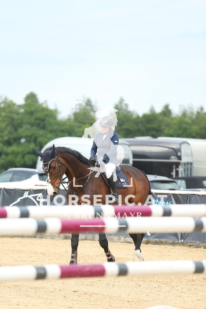 DL2Q4031 | Willkommen bei Brunnmayr - Design & Fotografie – Ihrem Spezialisten für Reitturniere und Pferdeveranstaltungen in Oberösterreich, Salzburg und Bayern! Seit über 17 Jahren sind wir leidenschaftlich dabei.