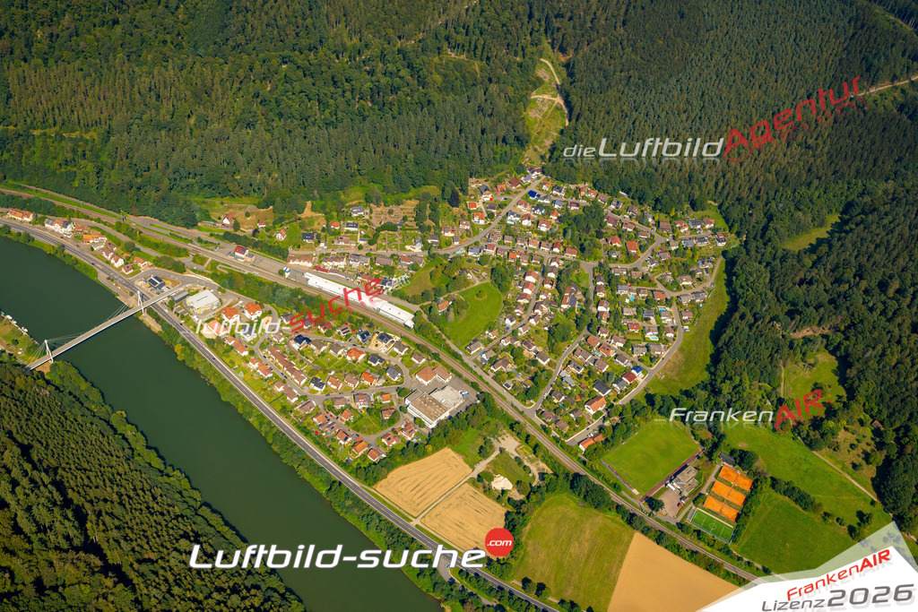 Das Luftbild zeigt :  Zwingenberg - Die Luftaufnahme wurde 2024 vom UL-Flugzeug aus erstellt ( keine Drohne ) - Hochauflösende Luftaufnahme - Für grossformatige Ausdrucke geeignet. Die Geschenkidee !Mit Lizenz und Bildrechte bestellbar