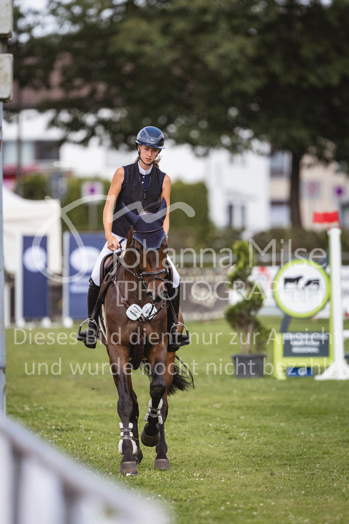 240719_LC_SprPf-A1-131 | Deine schönsten Turniermomente als professionelle Fotos! Entdecke hochwertige Pferdesport-Fotografie im Online-Shop. Jetzt Fotos finden & bestellen!