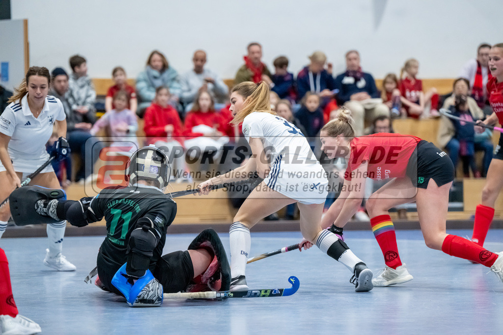 HK_20250111_101488 | 1. Bundesliga Halle Damen Düsseldorfer Hc - Club Raffelberg am 11.1.2025 Halle DHC, Düsseldorf ,