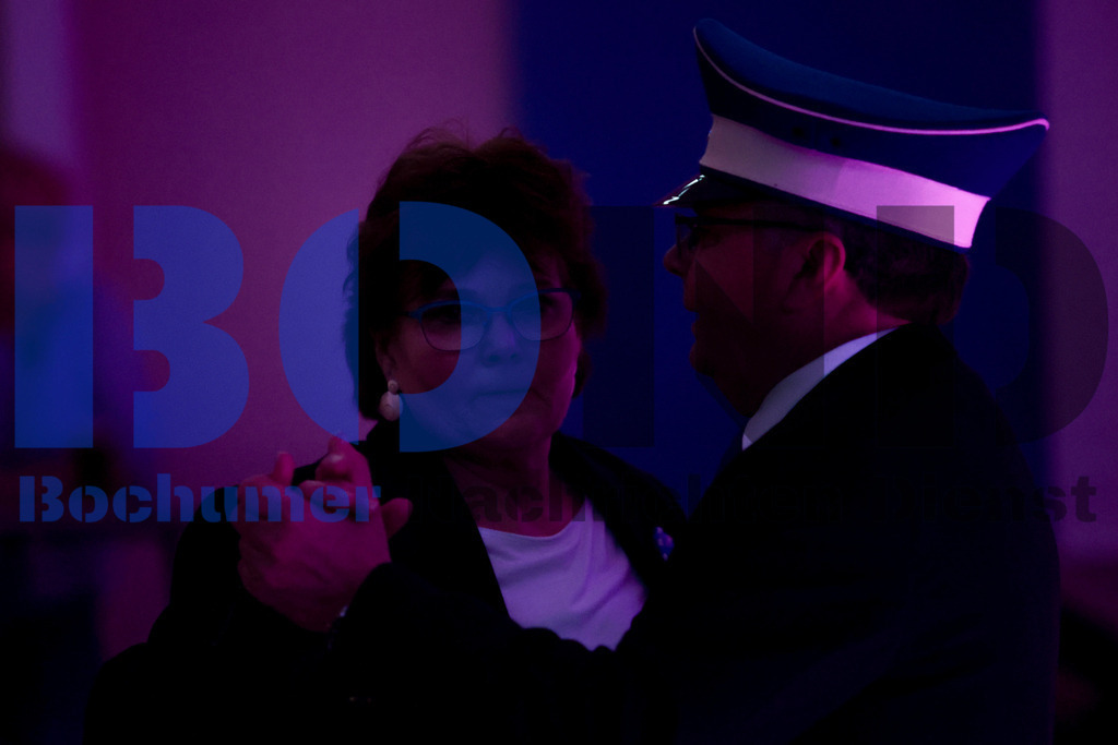 Maiabendfest 2024 {date} -  | {headline}



(Foto: Sebastian Sendlak / BOND)

 - Realisiert mit Pictrs.com