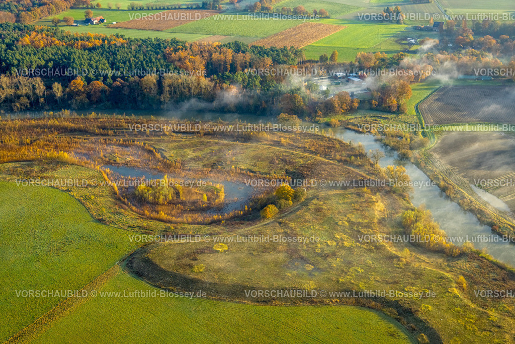 Datteln231104030 | Luftbild, Nebelschwaden über Fluss Lippe Flussmäander und Lippeaue, umgeben von herbstlichen Laubbäumen, Hötting, Datteln, Ruhrgebiet, Münsterland, Nordrhein-Westfalen, Deutschland