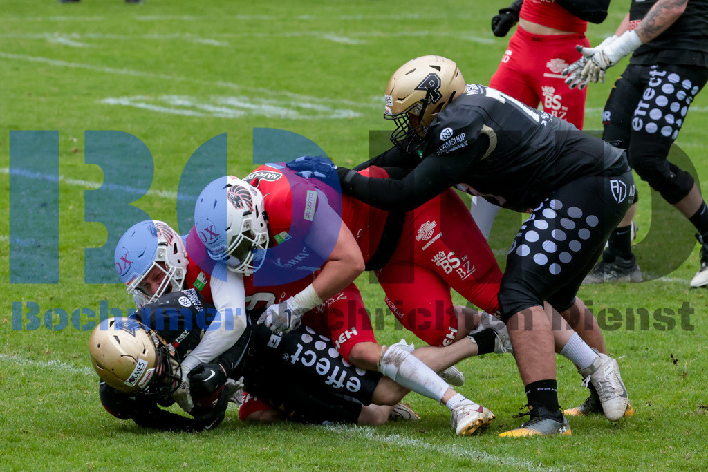 GFL: Paderborn Dolphins vs. New Yorker Lions{date} -  | {headline}(Foto: Sebastian Sendlak / BOND) - Realisiert mit Pictrs.com