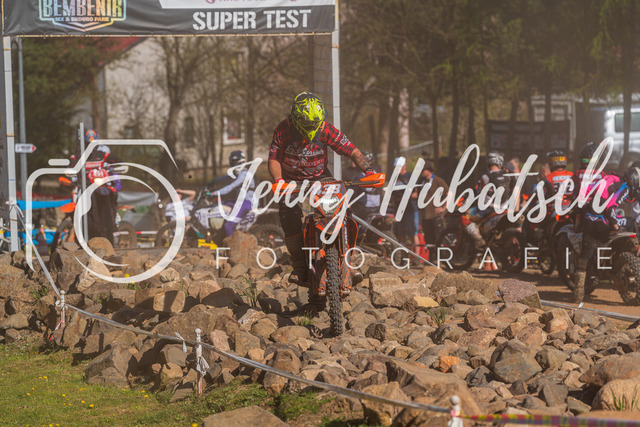 JHF.ECHT.4h.Samstag73 | jennyhubatsch-endurofotografie