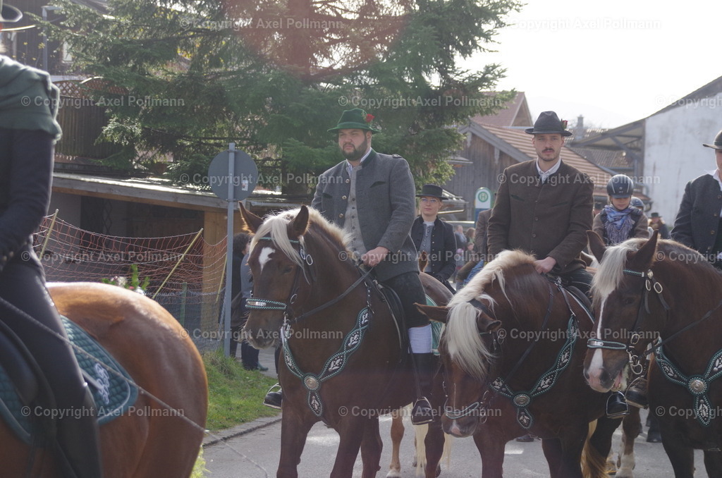 IMGP0947 | fotografiert von Axel PollmannLeonhardi Wallfahrt Benediktbeuern und Murnau, Fronleichnam, Fasching, Landschaft im Loisachtal und Benediktbeuern  - Realisiert mit Pictrs.com