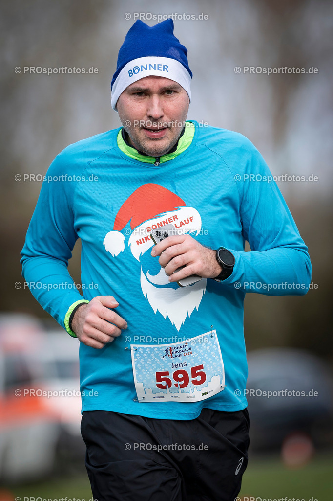 Bonner Nikolauslauf in Bonn, 08.12.2024 | Impressionen vom Bonner Nikolauslauf am 08.12.2024 in Bonn (Freizeitpark Rheinaue). Foto: BEAUTIFUL SPORTS/Axel Kohring