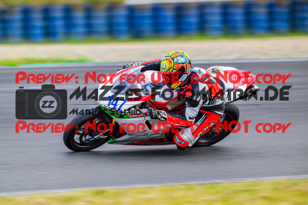 MaZZes_FotoMatrix_240724_6007705_0031 | BLAU