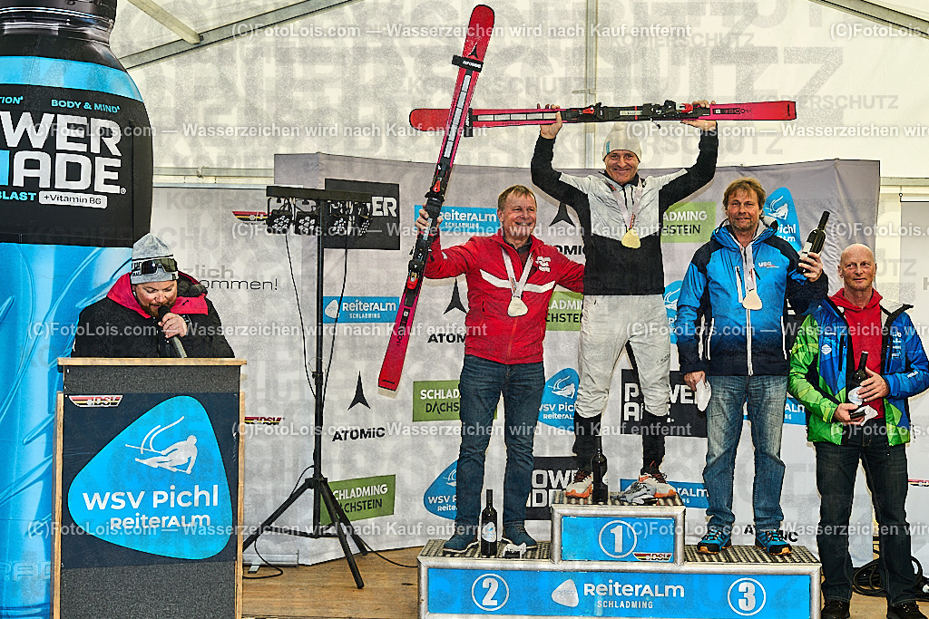 _ALP3104_MASTERS-WM_Reiteralm_SiegerB-GS | FISWORLD CHAMPIONSHIPSMASTERS ALPINE SKIING, 23. – 28. MÄRZ 2026 - REITERALM | STMK | AUT.   Veranstaltet vom Masters-Referat des Deutschen Skiverbandes (DSV). Durchführende Organisation: WSV Pichl-Reiteralm, unterstütutzt von den Bergbahnen REITERALM bei Schladming und SKI AUSTRIA.                            Disziplinen:  Super-G, GiantSlalom, Slalom.                                                 Kategorien:  A (Herrn 30-59 Jahre), B (Herrn ab 60 Jahre), C (Damen 30-59 Jahre), D (Damen ab 60 Jahre).                Rennstrecken:   Gasselhöhe und Muldenliftpiste auf der Reiteralm.