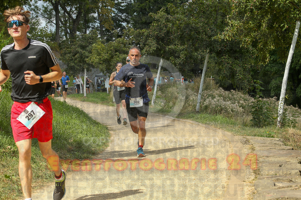 250824_1342_EX1_3306 | Sportfotografie im Rhein-Sieg Kreis, Köln, Bonn, NRW, Rheinland Pfalz, Hessen, etc. Unser Tätigkeitsfeld umfasst den Laufsport vom Volkslauf über den Marathon, Duathlon, Triathon bis zum Ultralauf wie Kölnpfad Ultra oder Schindertrail.
