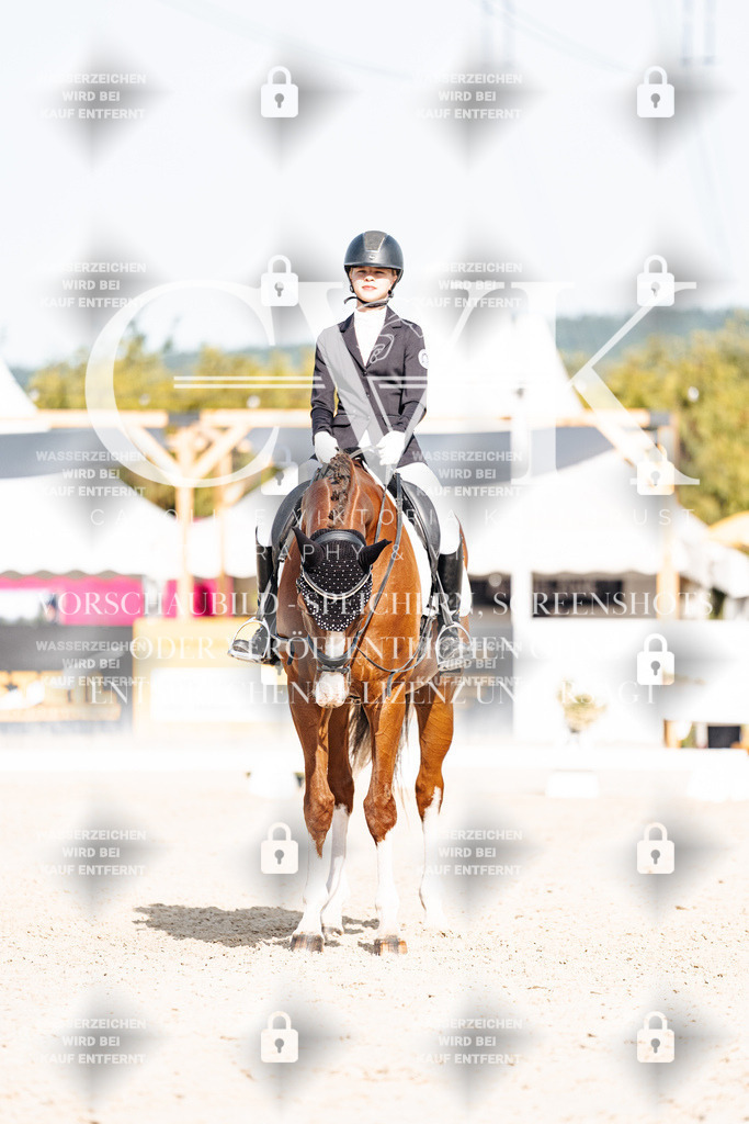 CK905655 | Turnierfotografie Pferdefotografie Trier Rheinland-Pfalz Pferdesport Reitsport Tierfotografie Sportfotografie Pferdevideo Pferdevideografie Equestrianvideography equestrianphotography  - Realisiert mit Pictrs.com