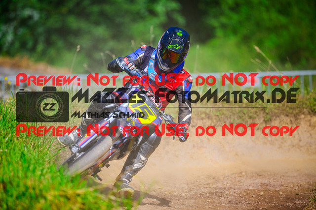 MaZZes_FotoMatrix_240816_6007705_5712 | UE40