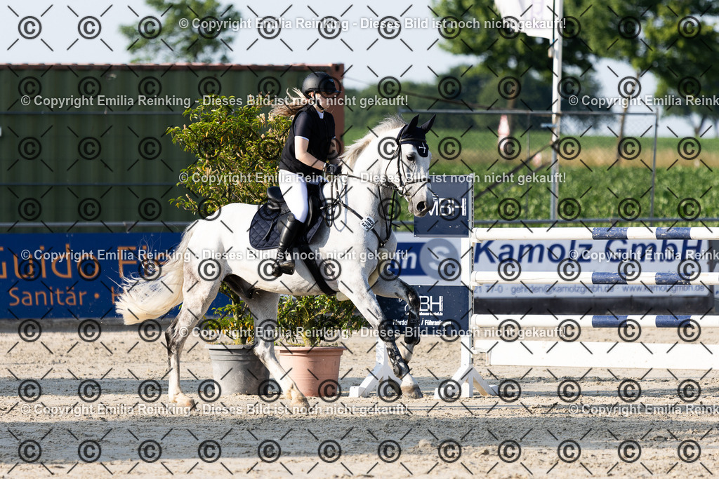 CL5A1427 | Emilia Reinking Fotografie - Realisiert mit Pictrs.com