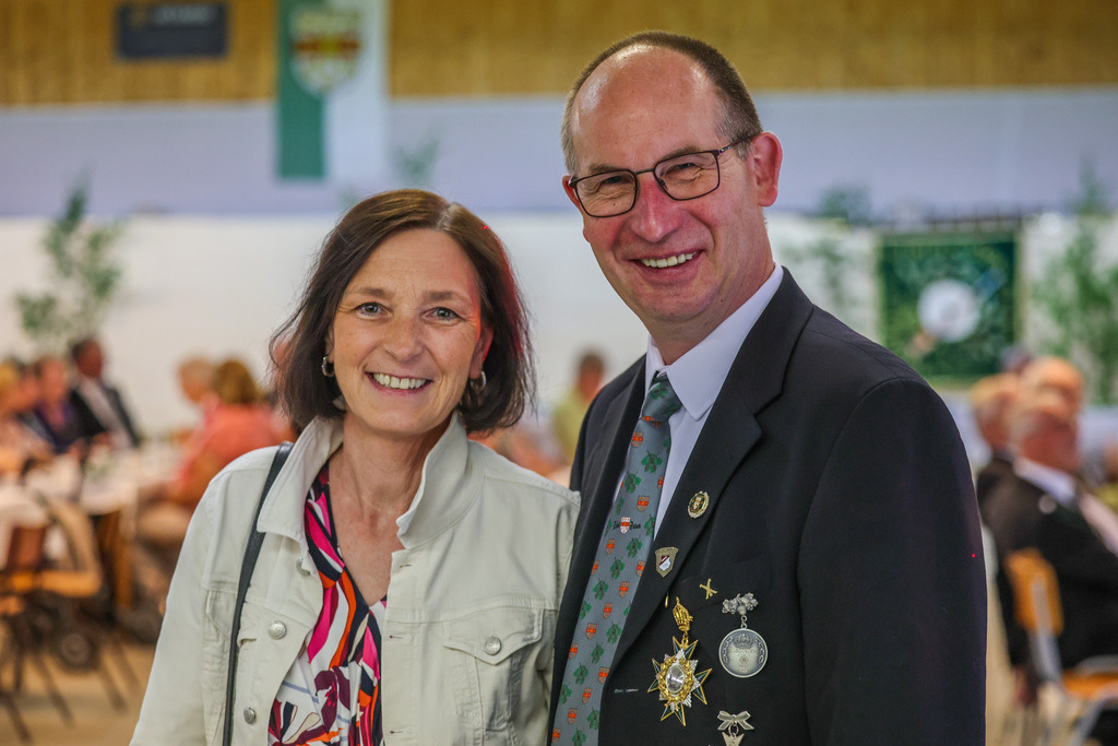 top-top.de-250627-005 | Foto, Video, Fotografie, Videografie, Fotobox, DJ, Discjockey, Musik, Musikbox, Veranstaltung, Photobooth, Amazon, Ebay, Buchtipp, Bestseller, Autor, Verlag, Buch, Wesel, Hamminkeln, NRW, Dinslaken, Rees, Drohne, Hochzeit, Party, Fotobox, Wesel, Fotograf